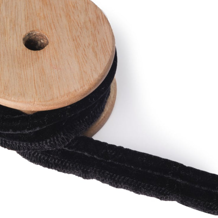 Velvet Piping Black Trim (by the metre)
