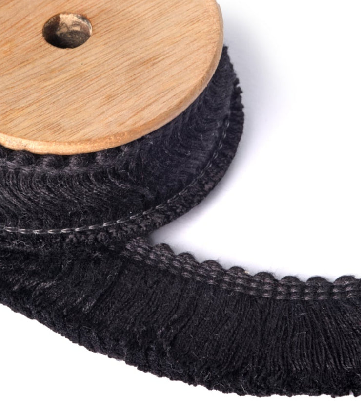Fringe Trim Black Sample