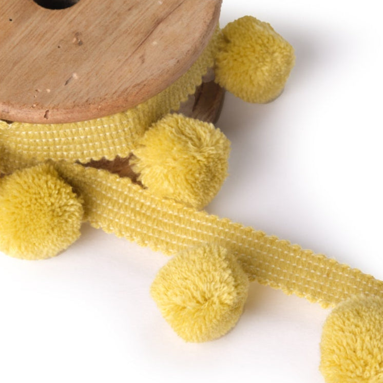 Pom Pom Trim Lemon (by the metre)